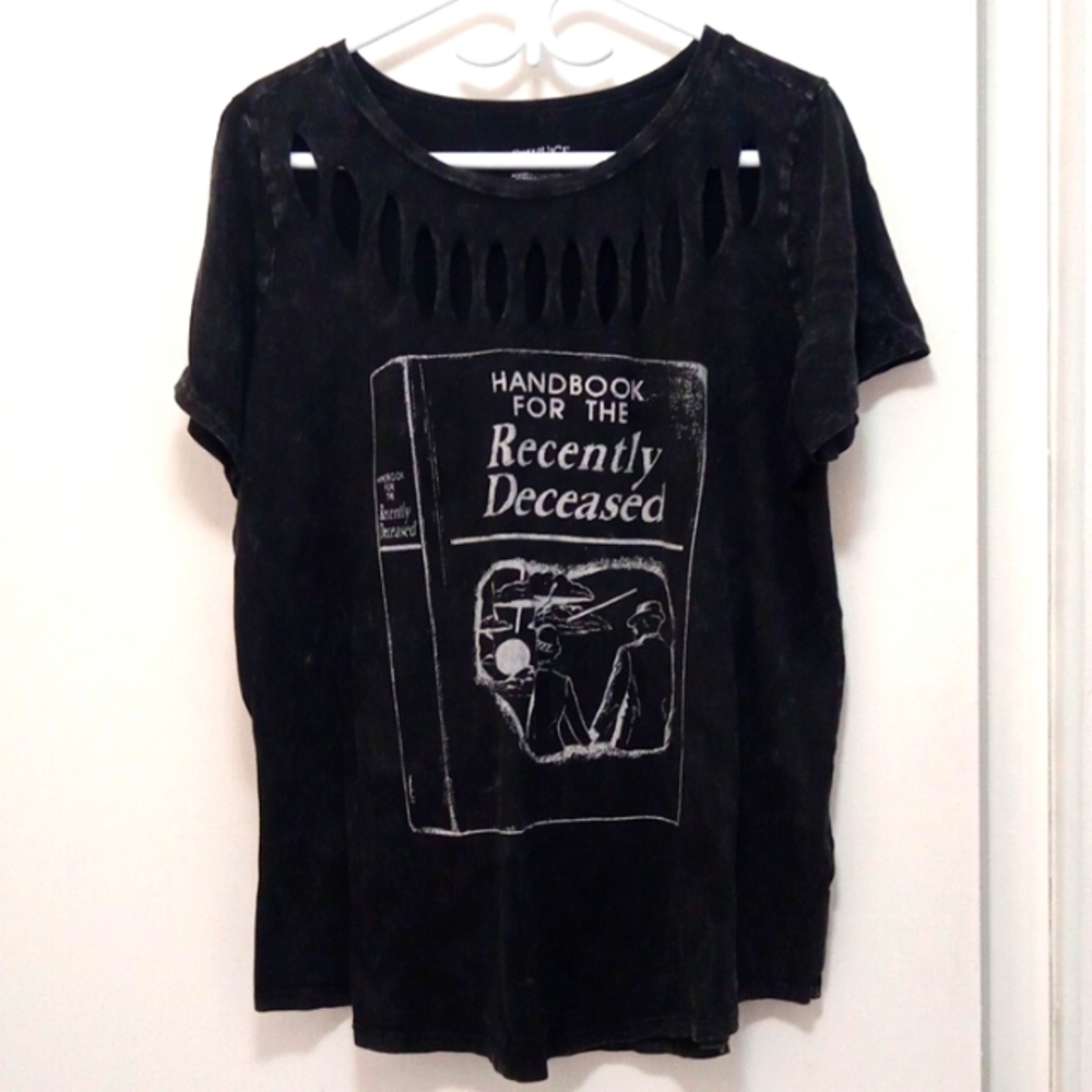 Beetlejuice TORRID Top Size 2